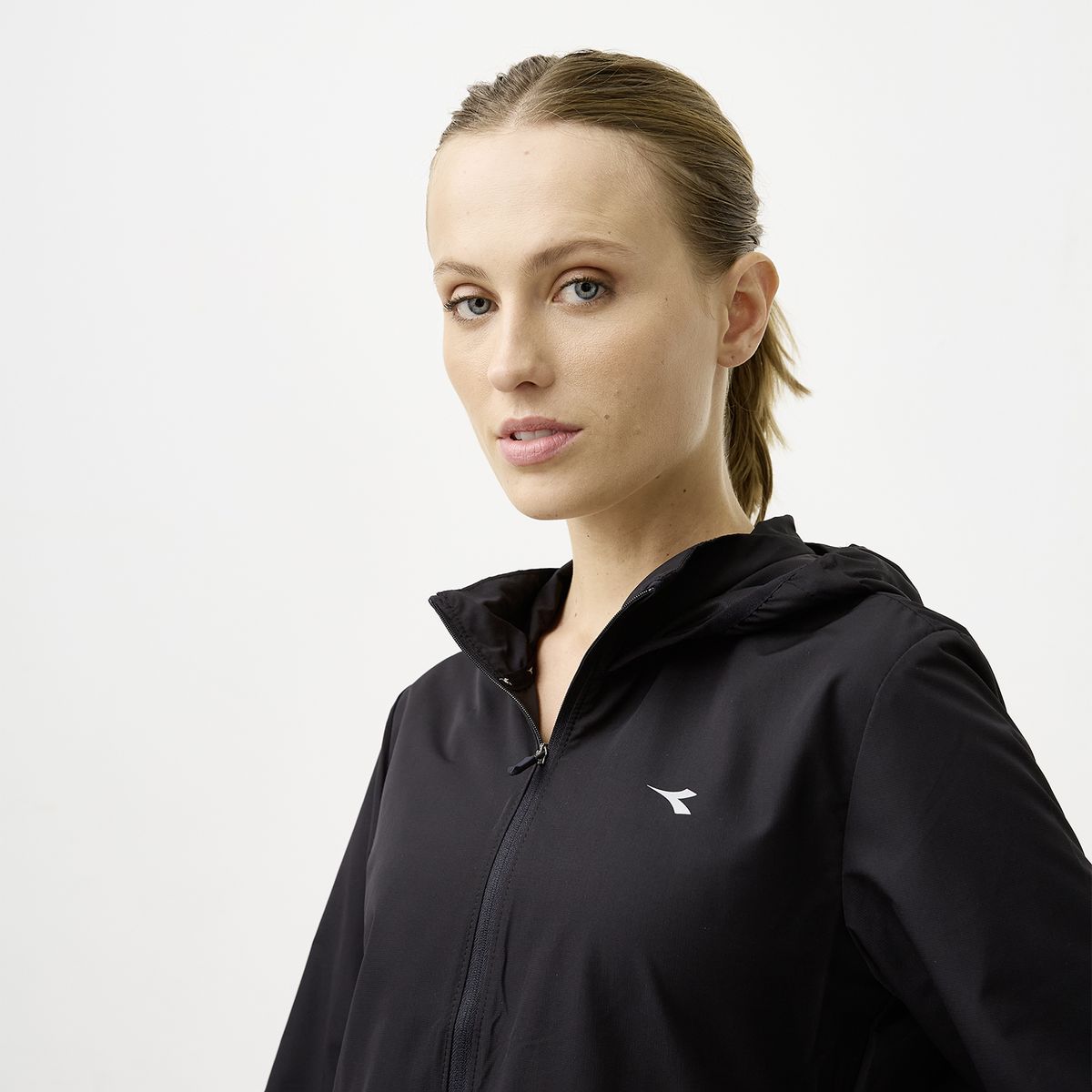 DIADORA - Cortaviento Deportivo Mujer Diadora