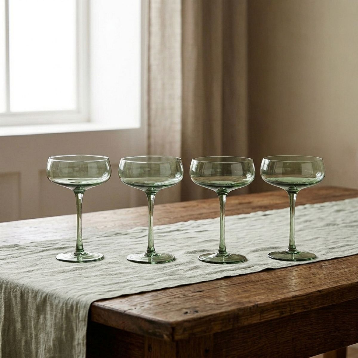 BASEMENT HOME - Set 4 Copas Champagne 250 Ml De Vidrio Smoky Basement Home