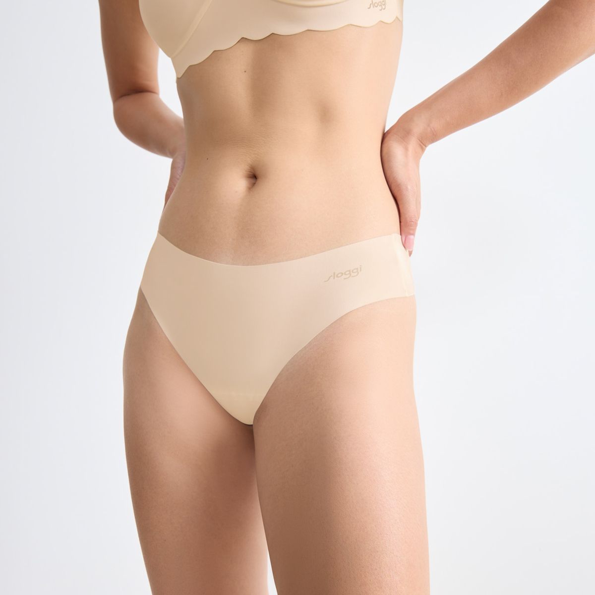 SLOGGI - Calzón Tanga Zero Microfibre Mujer Sloggi
