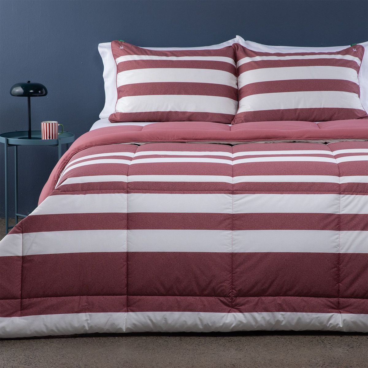 BENETTON - Plumón Sintético Magenta Benetton