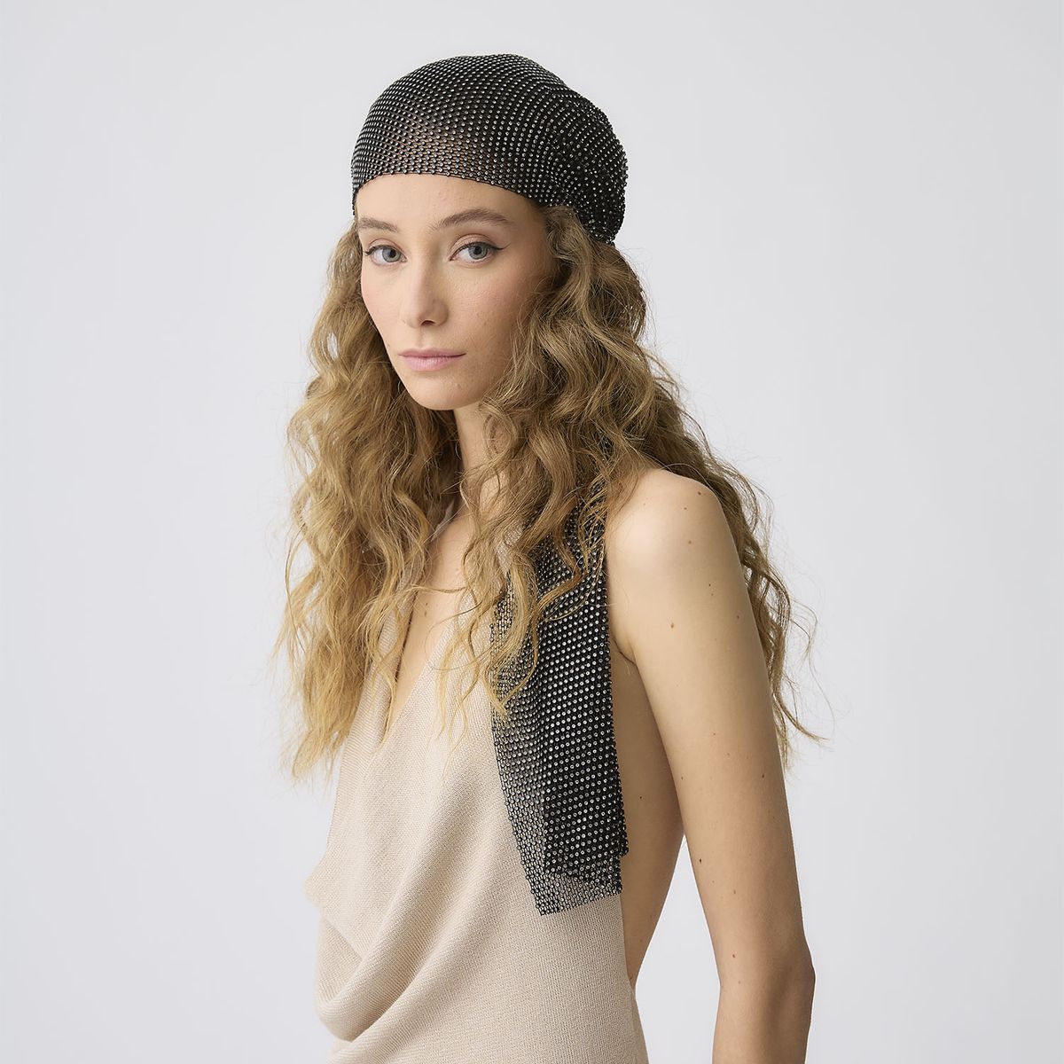 FALABELLA - Pañuelo Brillos Mujer x Paula Fernández