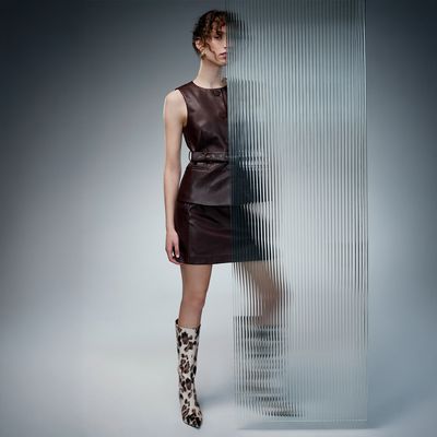 Imagen 2 del producto Vest Cuero Effect Mujer