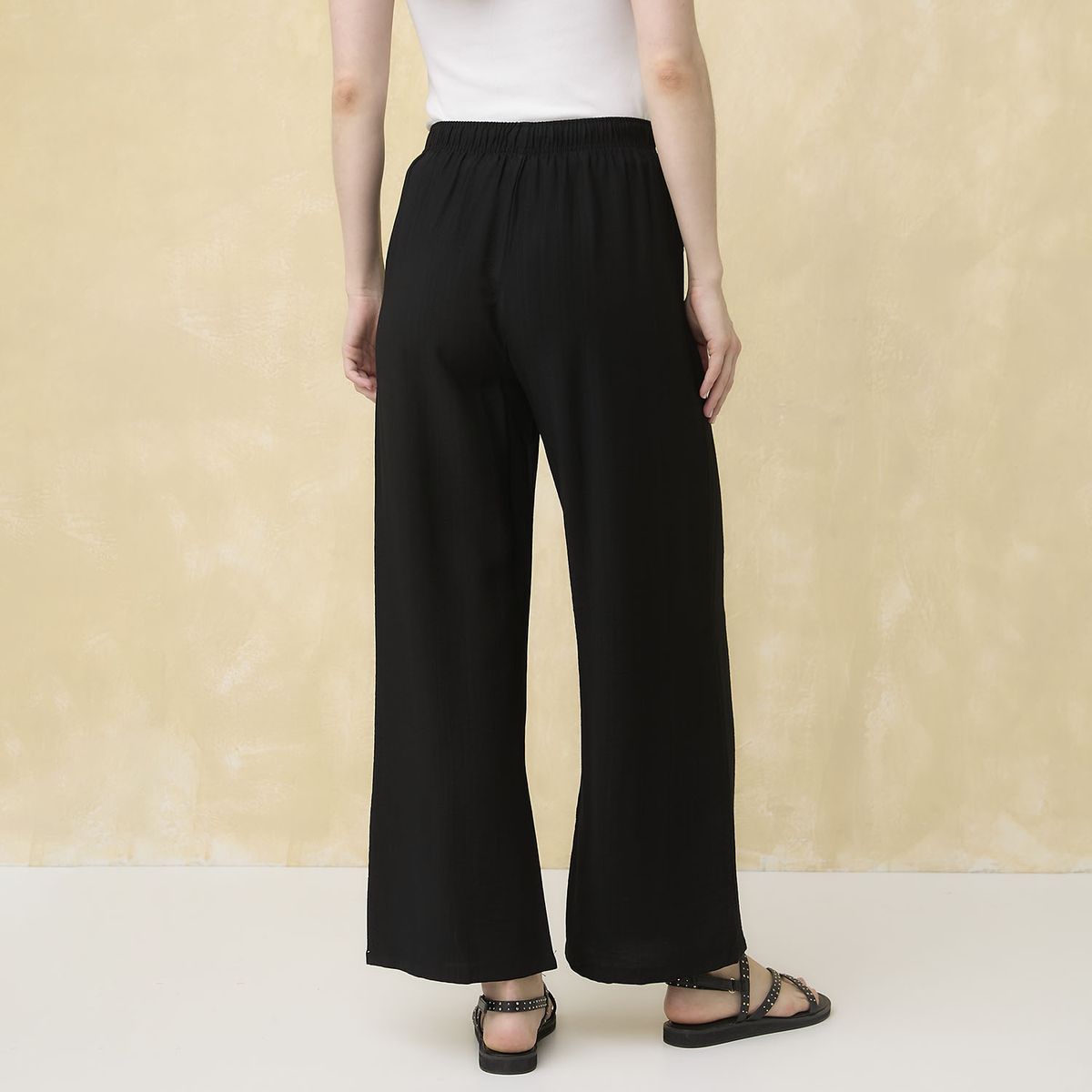 UNIVERSITY CLUB - Pantalón Regular Tiro Medio Mujer University Club