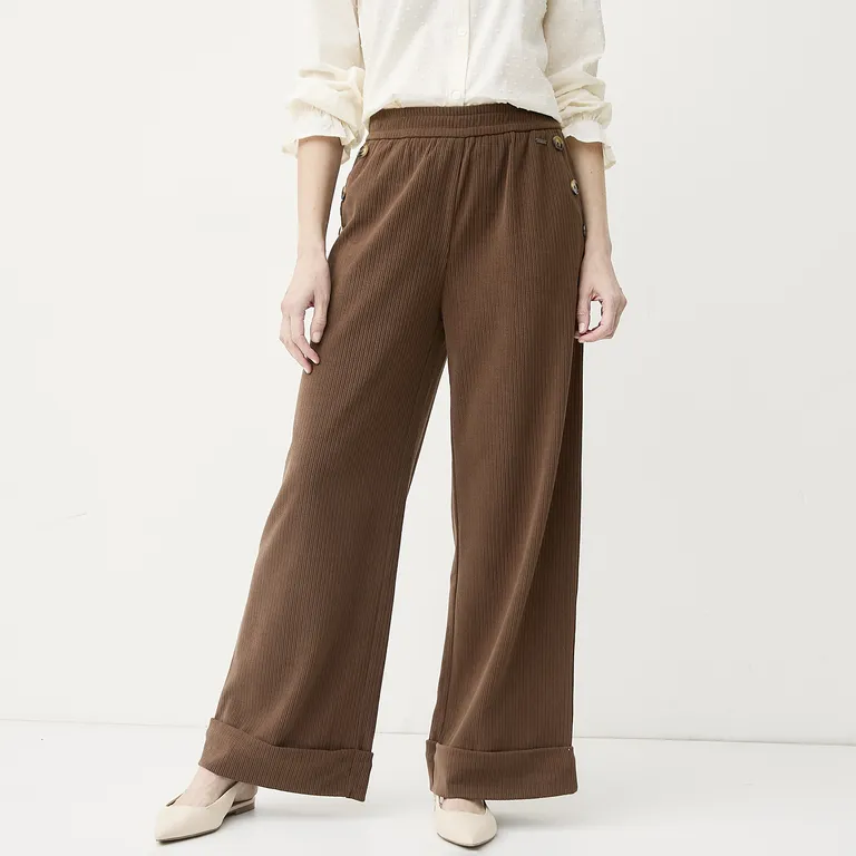NEWPORT Pantalón Tiro Medio Mujer