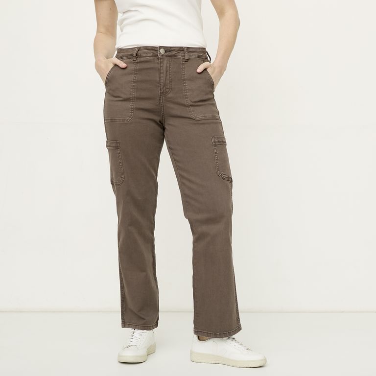 NEWPORT Pantalón Tiro Medio Mujer