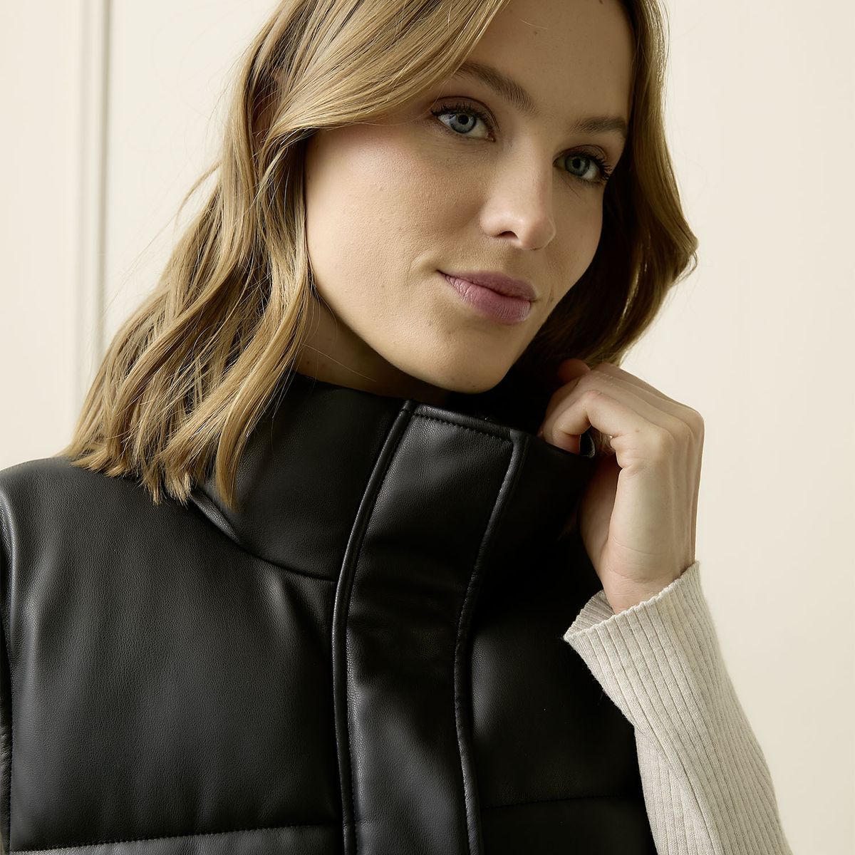 BASEMENT - Parka Mujer Basement