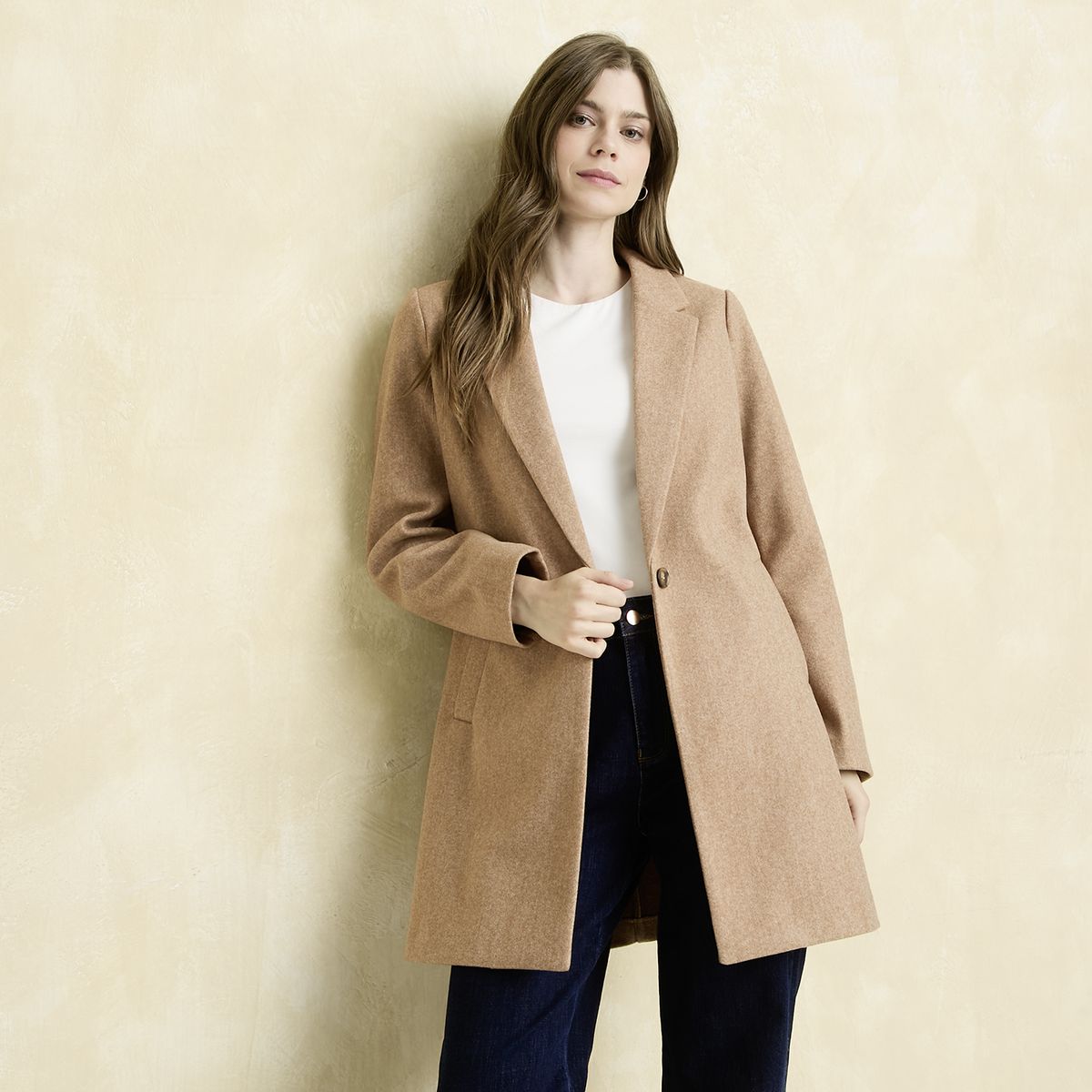 UNIVERSITY CLUB - Abrigo Mujer University Club