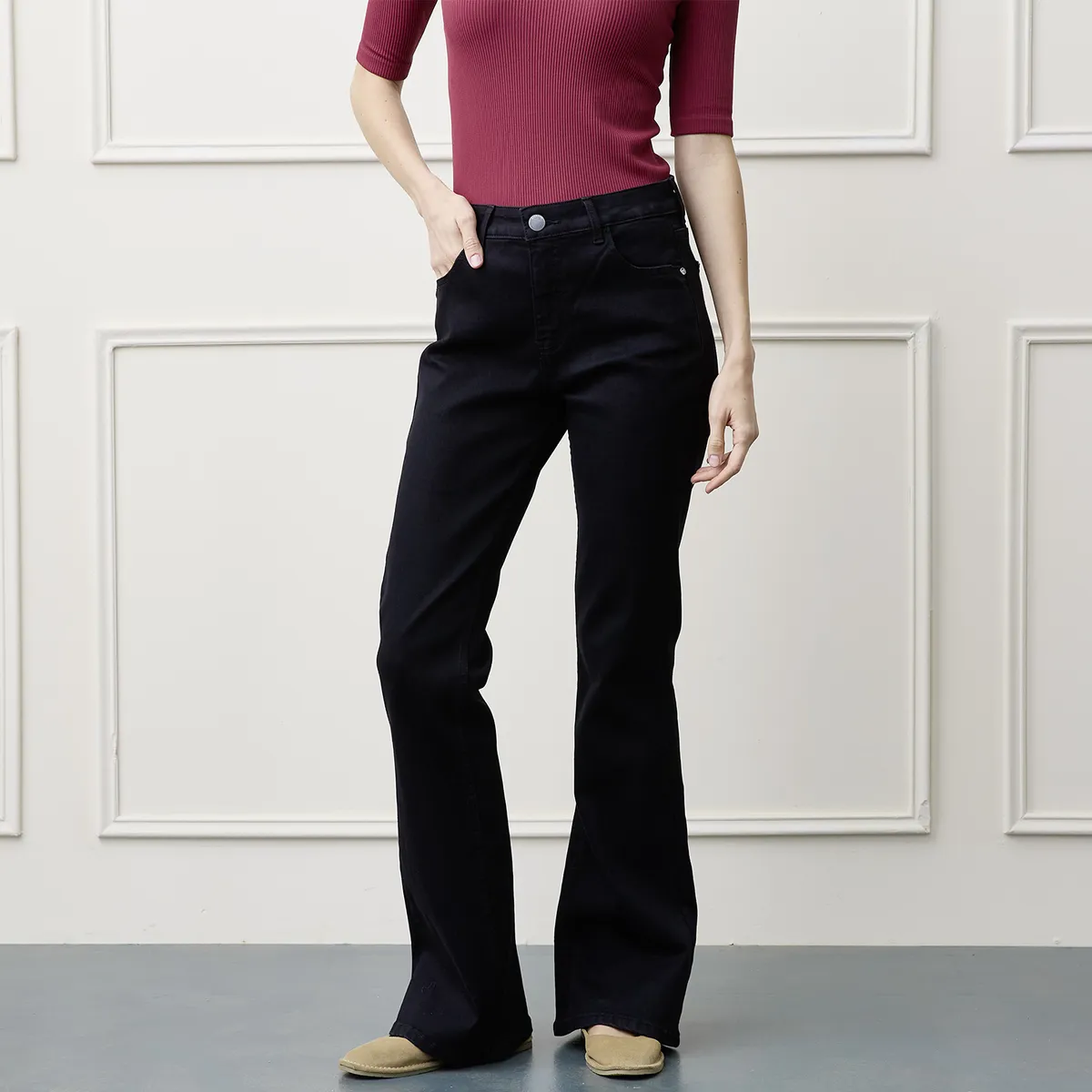 BASEMENT - Jeans Flare Tiro Alto Mujer Basement