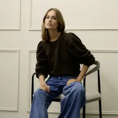 BASEMENT - Polerón Mujer