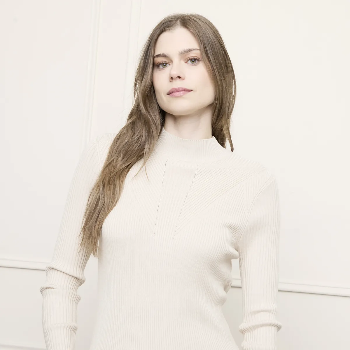 BASEMENT - Sweater Mujer Basement