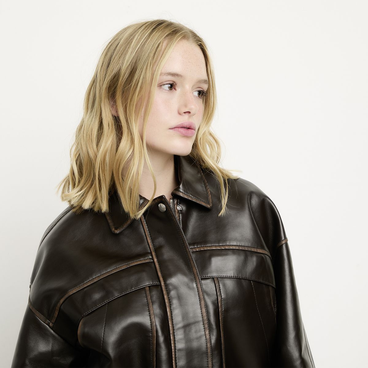 SYBILLA - Chaqueta Cuero Effect Mujer Sybilla