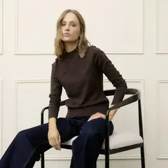 BASEMENT - Sweater Manga Larga Mujer Cuello Alto Liso