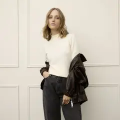 BASEMENT - Sweater Manga Larga Mujer Cuello Alto Liso