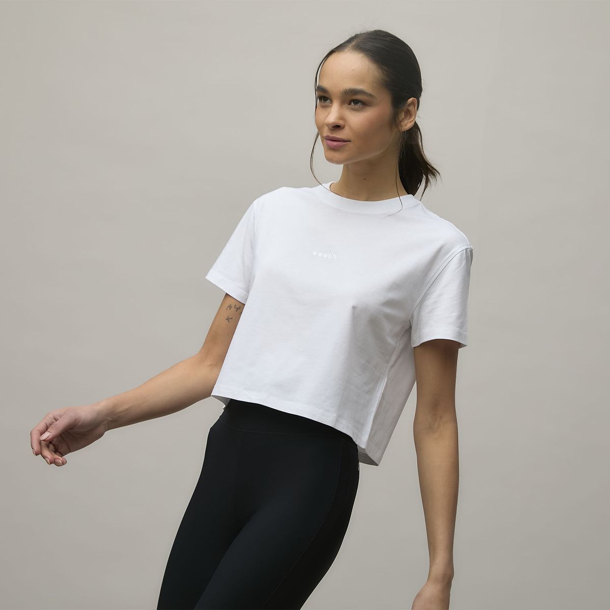 DIADORA - Polera Deportiva Mujer Diadora