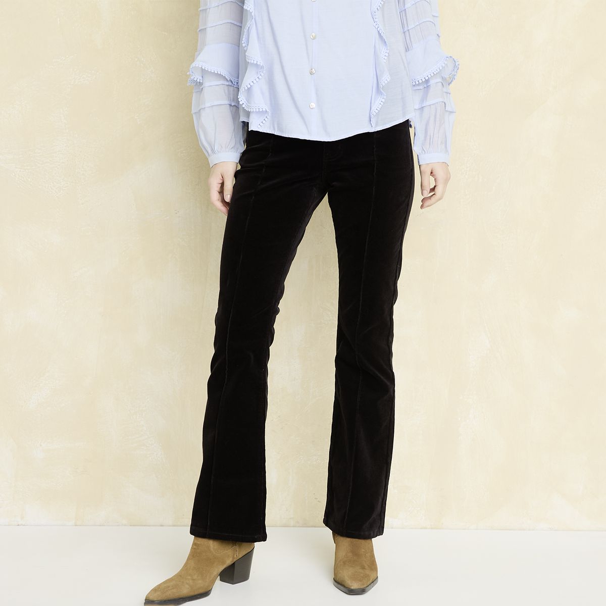 UNIVERSITY CLUB - Pantalón Flare Tiro Alto Mujer University Club