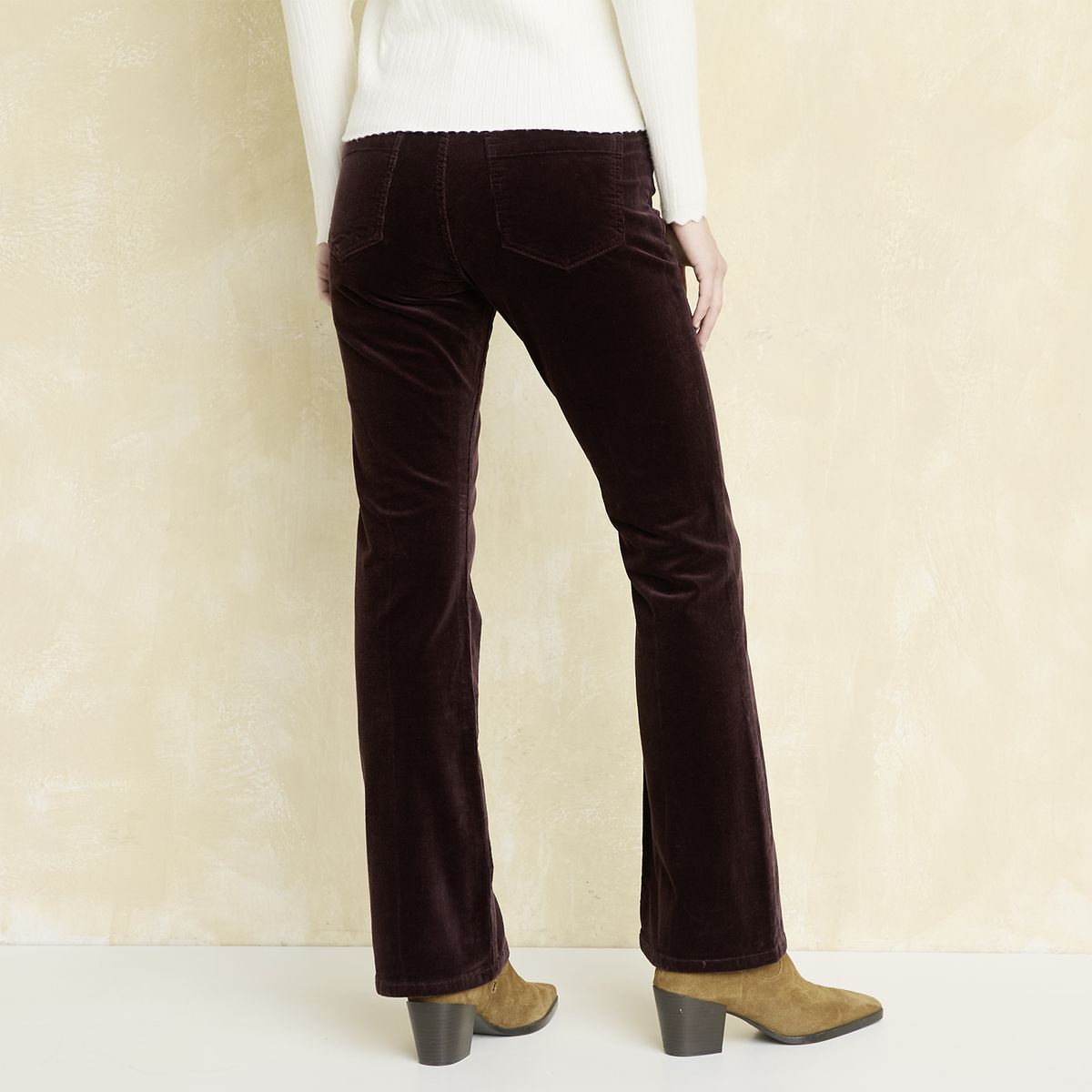 UNIVERSITY CLUB - Pantalón Flare Tiro Alto Mujer University Club