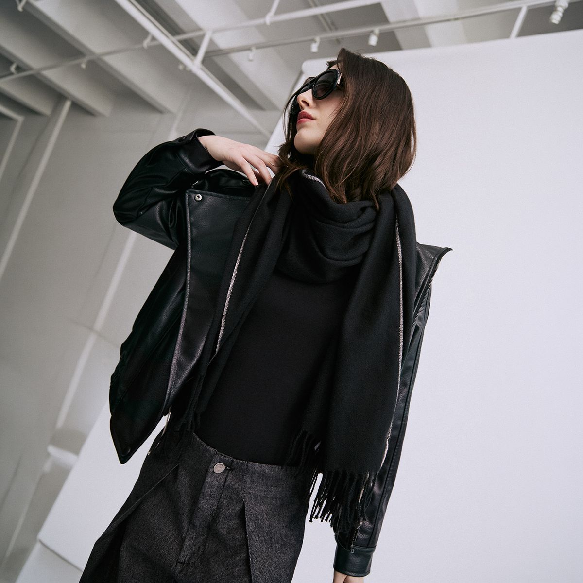 BASEMENT - Bufanda Mujer Basement