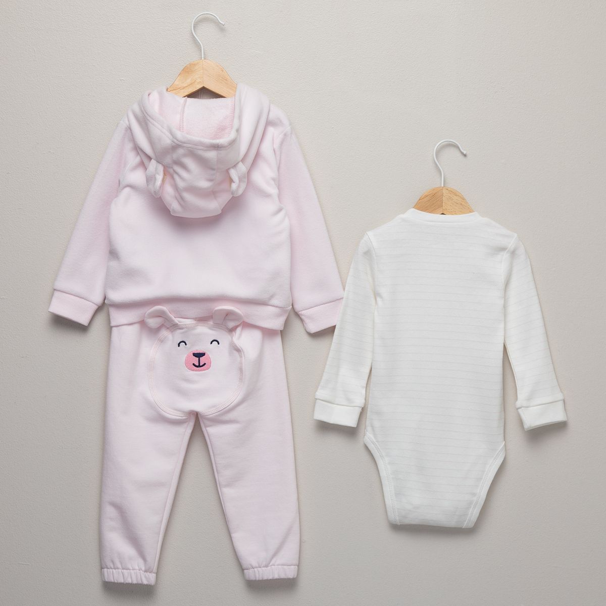YAMP - Conjunto Bebé Niña Pantalón de Buzo + Body + Polerón de Polar Yamp