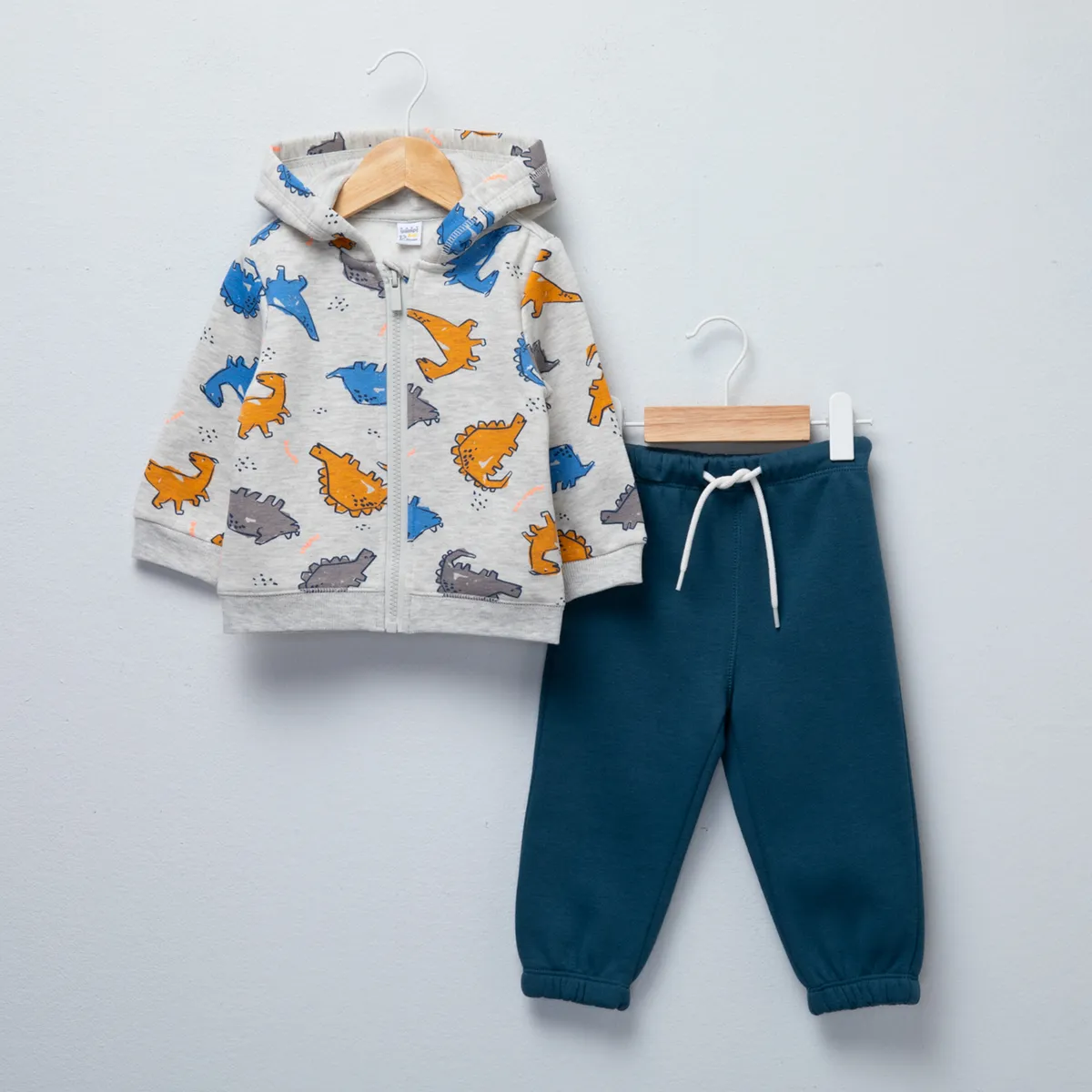 YAMP - Conjunto Bebé Polerón Mas Pantalón De Buzo  Yamp