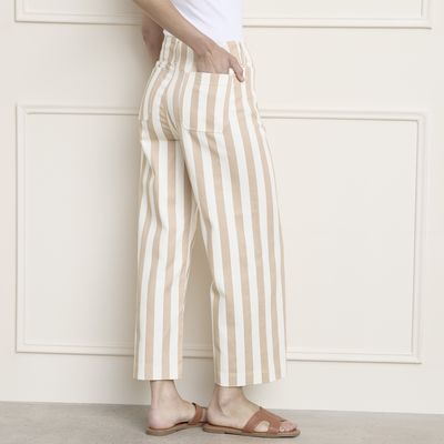 Imagen 2 del producto Pantalón Flare Tiro Medio Mujer