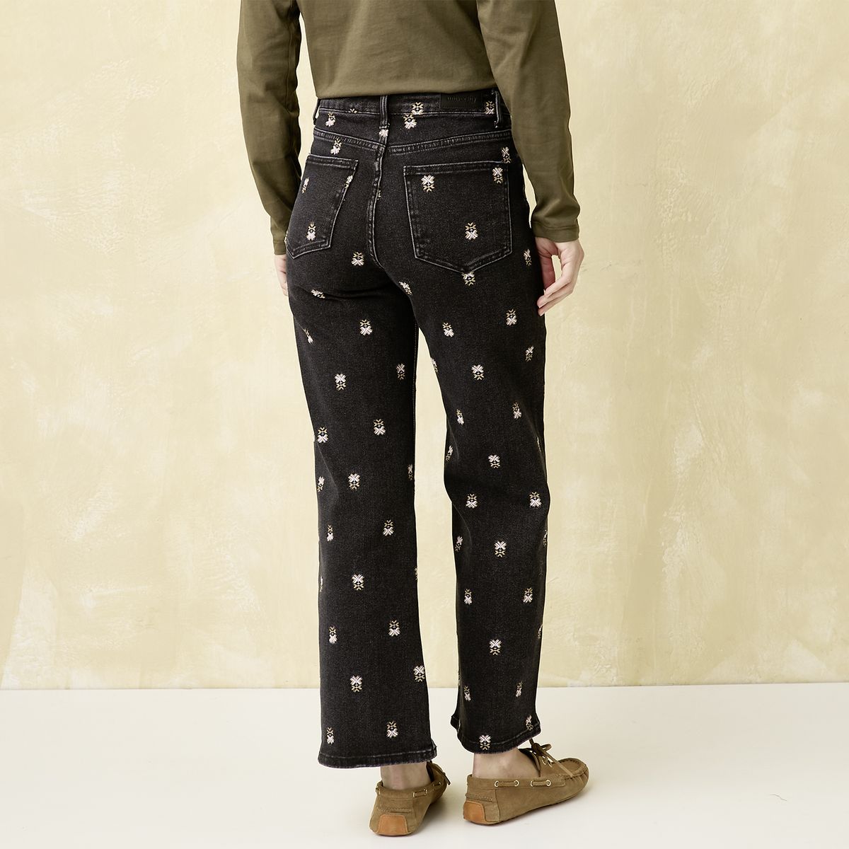 UNIVERSITY CLUB - Jeans Bordado Tiro Alto Mujer University Club