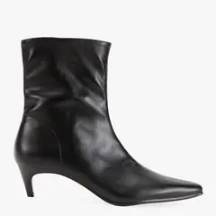 BASEMENT - Botín Mujer Negro