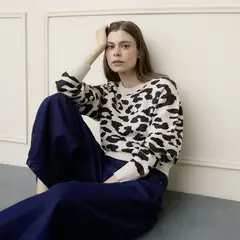 BASEMENT - Sweater Mujer