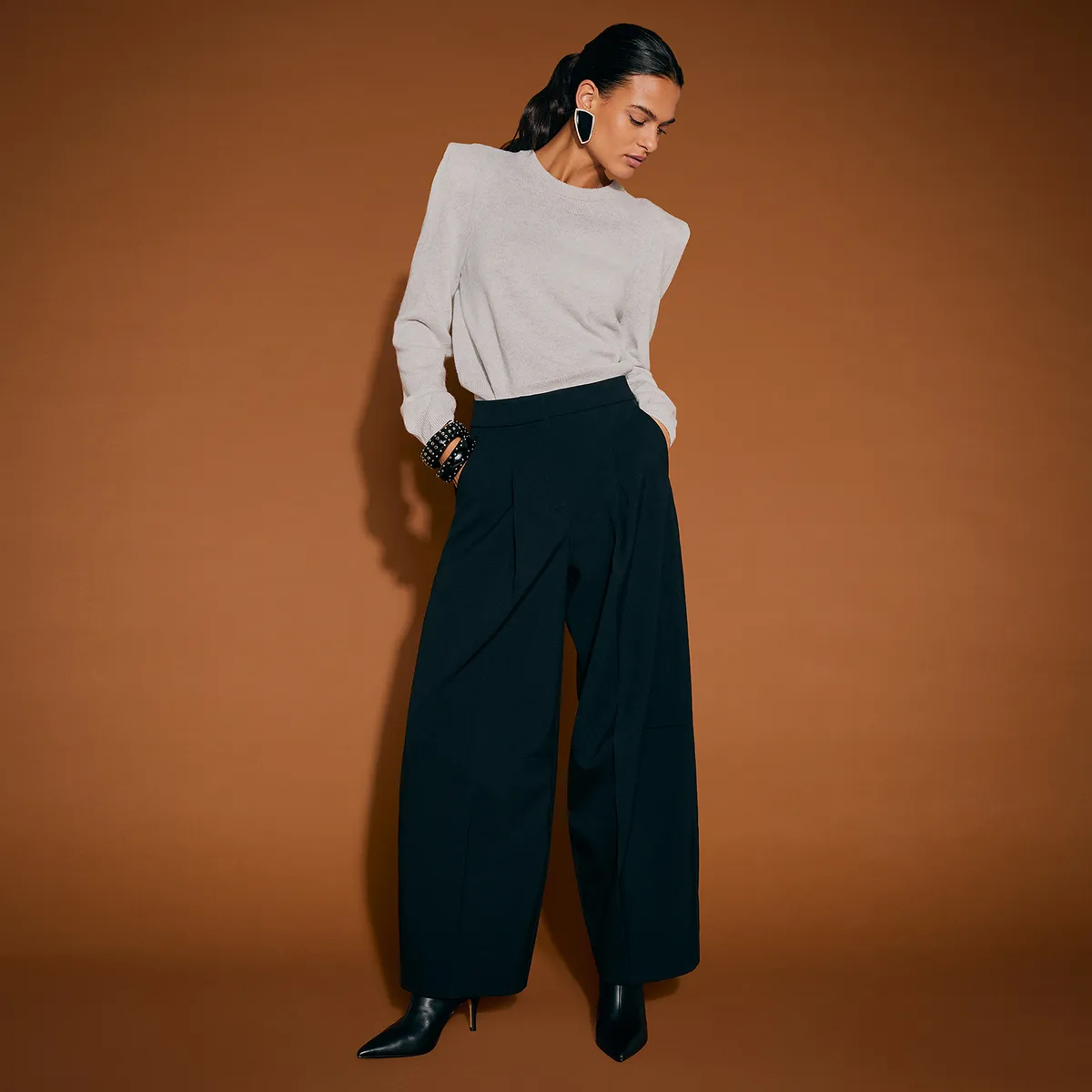 BASEMENT - Sweater Mujer Basement