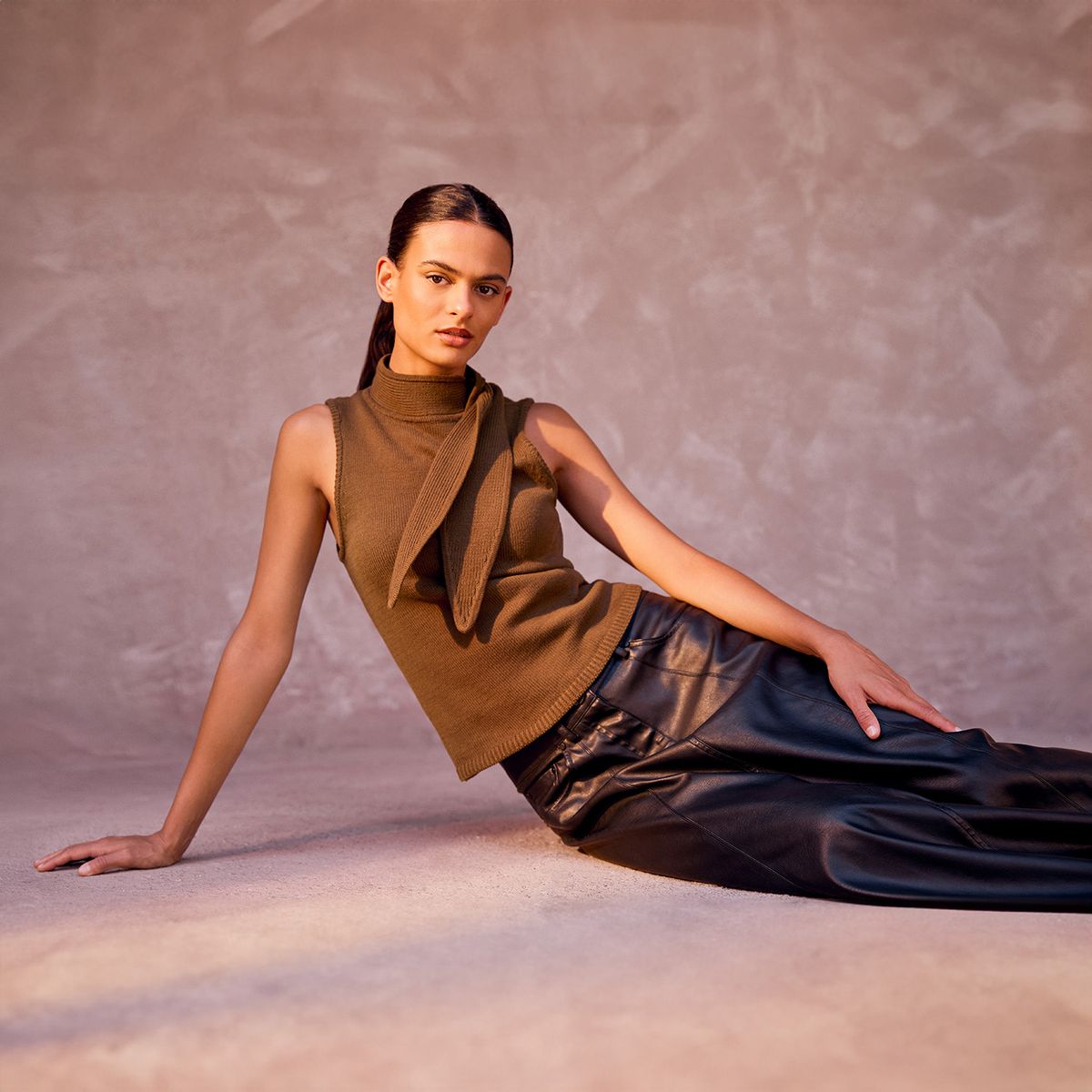 BASEMENT - Sweater Mujer Basement