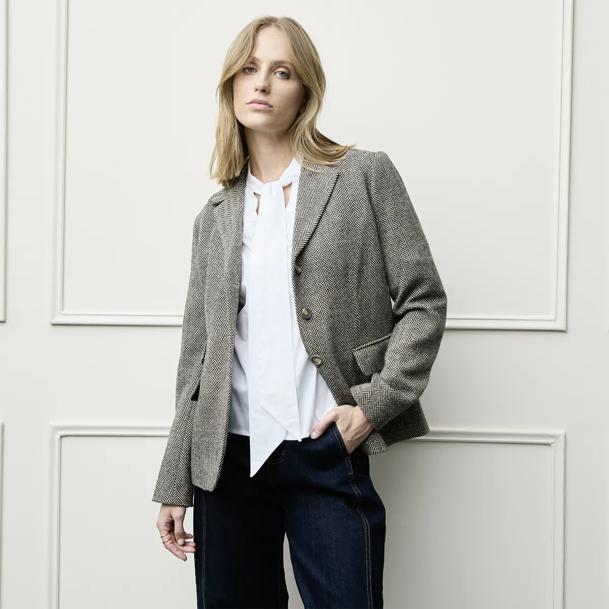 BASEMENT - Blazer Mujer Basement