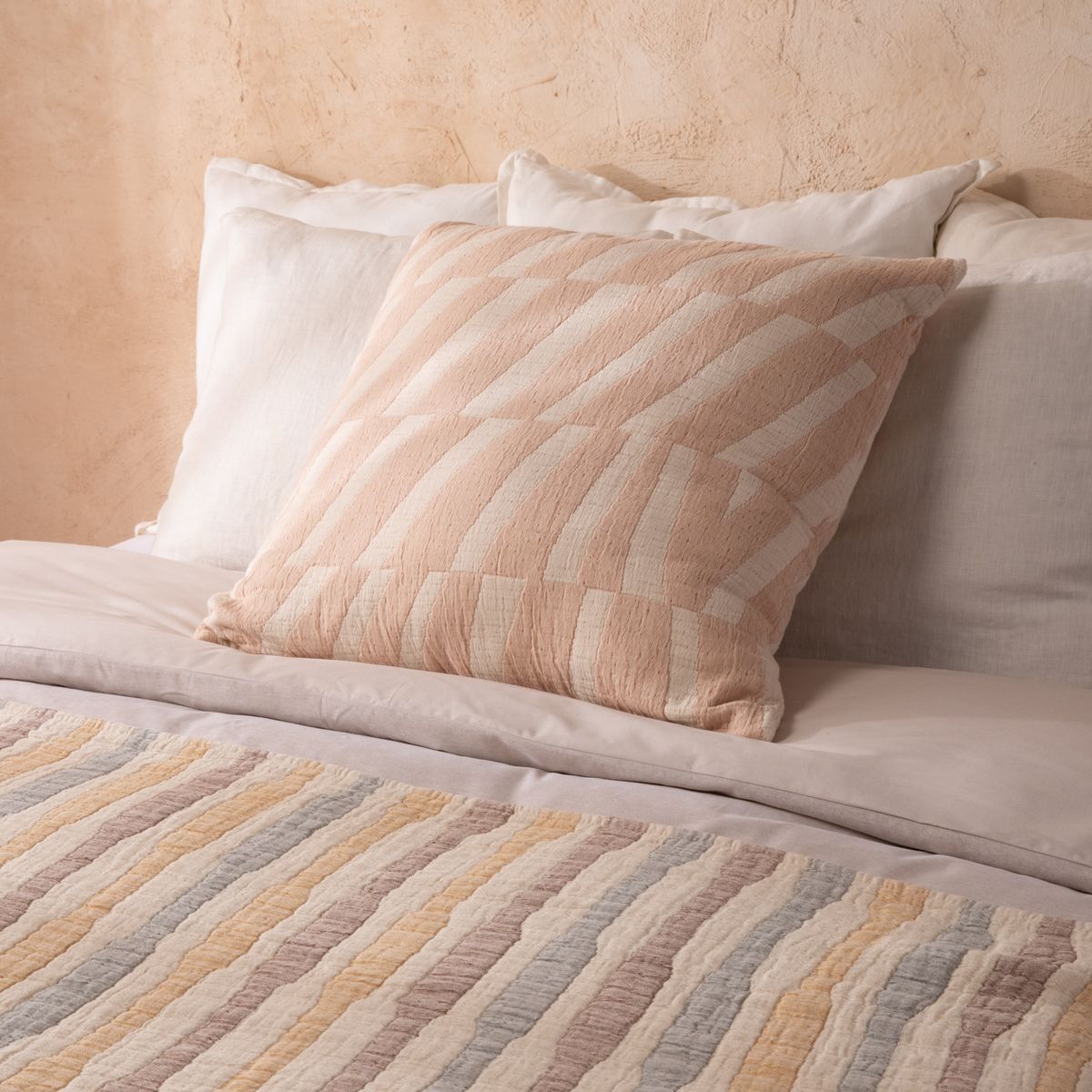 BASEMENT HOME - Cojín Cama Geom Diagonal 60x60 Cm Basement Home