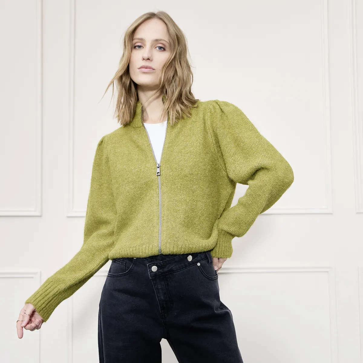 BASEMENT - Sweater Mujer Basement