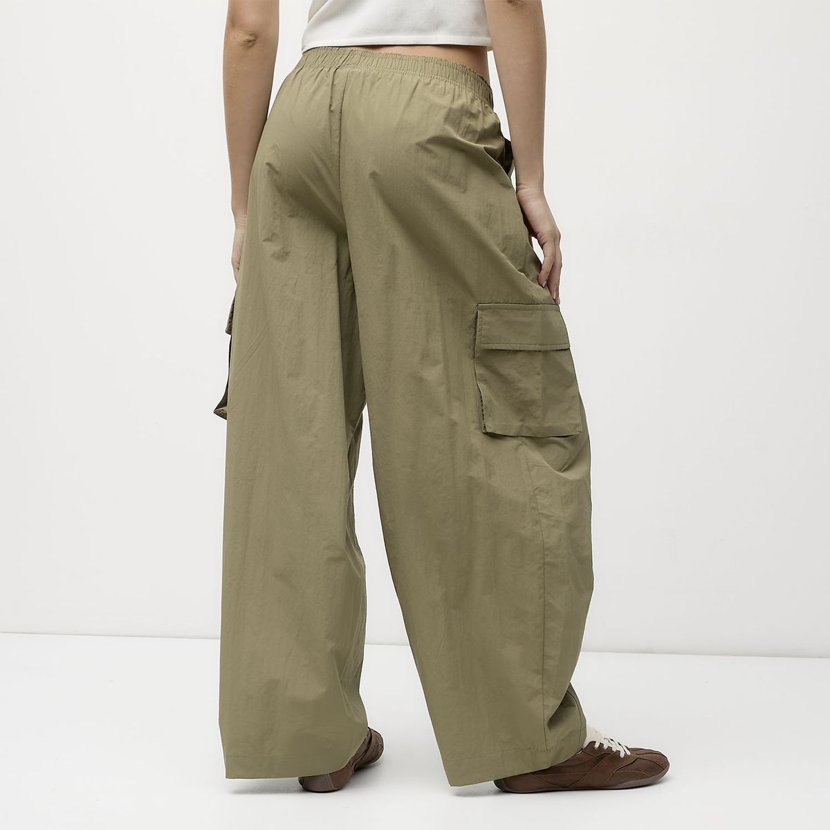 SYBILLA - Pantalón Cargo Parachute Tiro Medio Mujer Sybilla