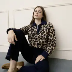 BASEMENT - Sweater Mujer