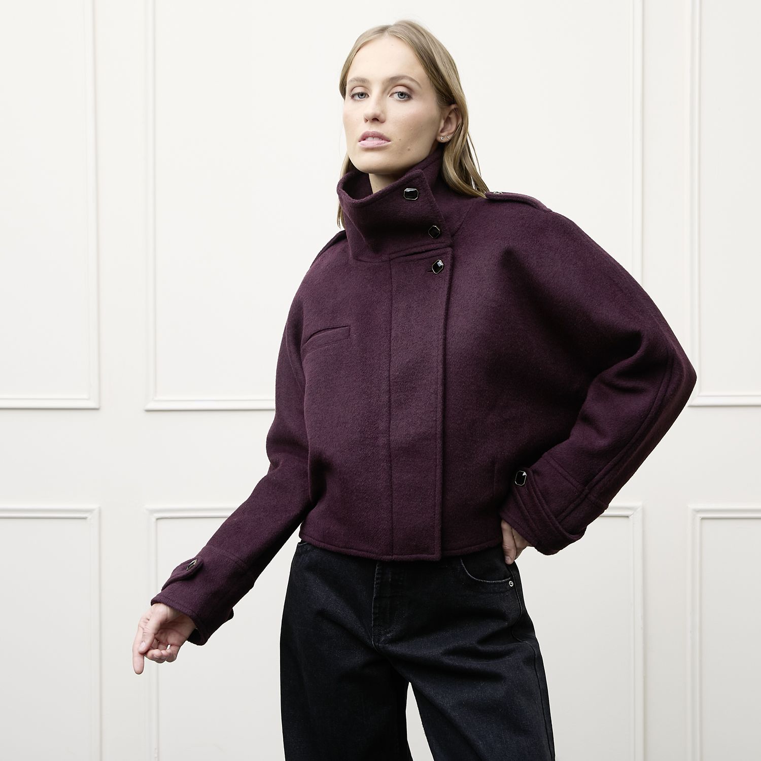 BASEMENT Chaqueta Cuello Alto x Fran Larrain Basement | Falabella