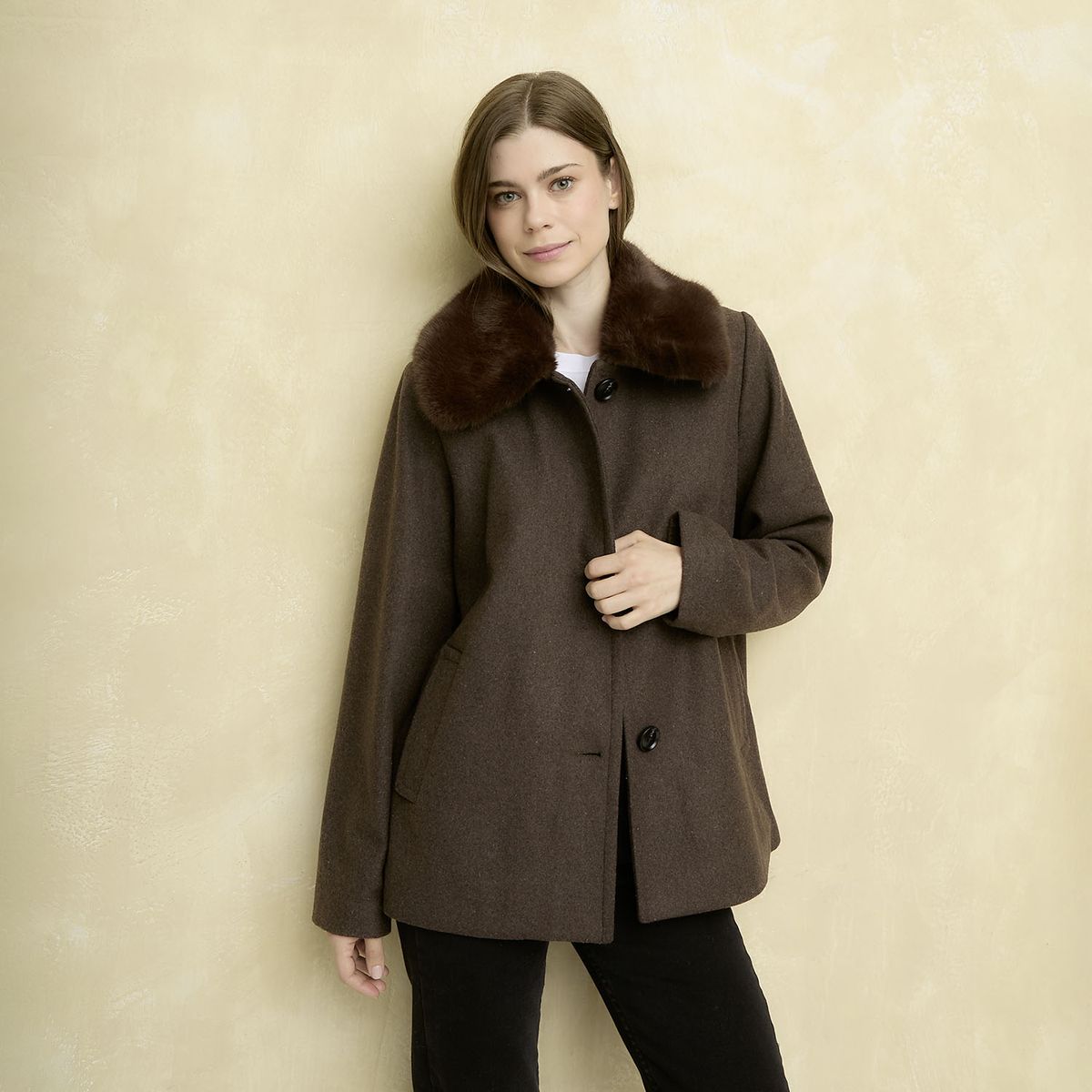 UNIVERSITY CLUB - Chaqueta Efecto Pelo Mujer University Club