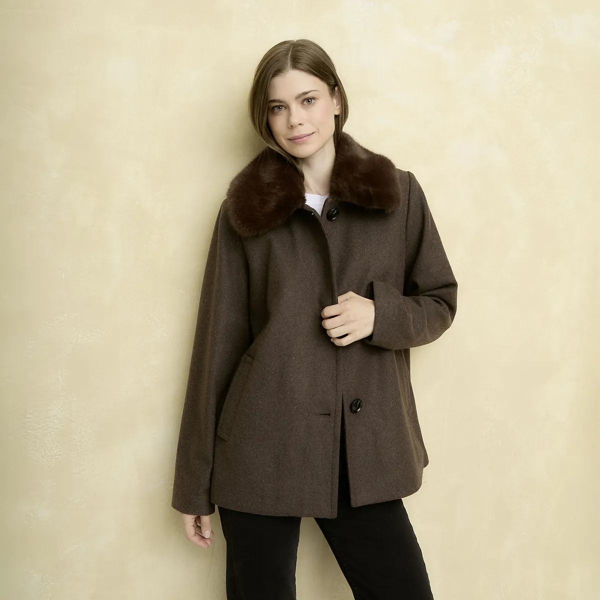 UNIVERSITY CLUB - Chaqueta Efecto Pelo Mujer University Club
