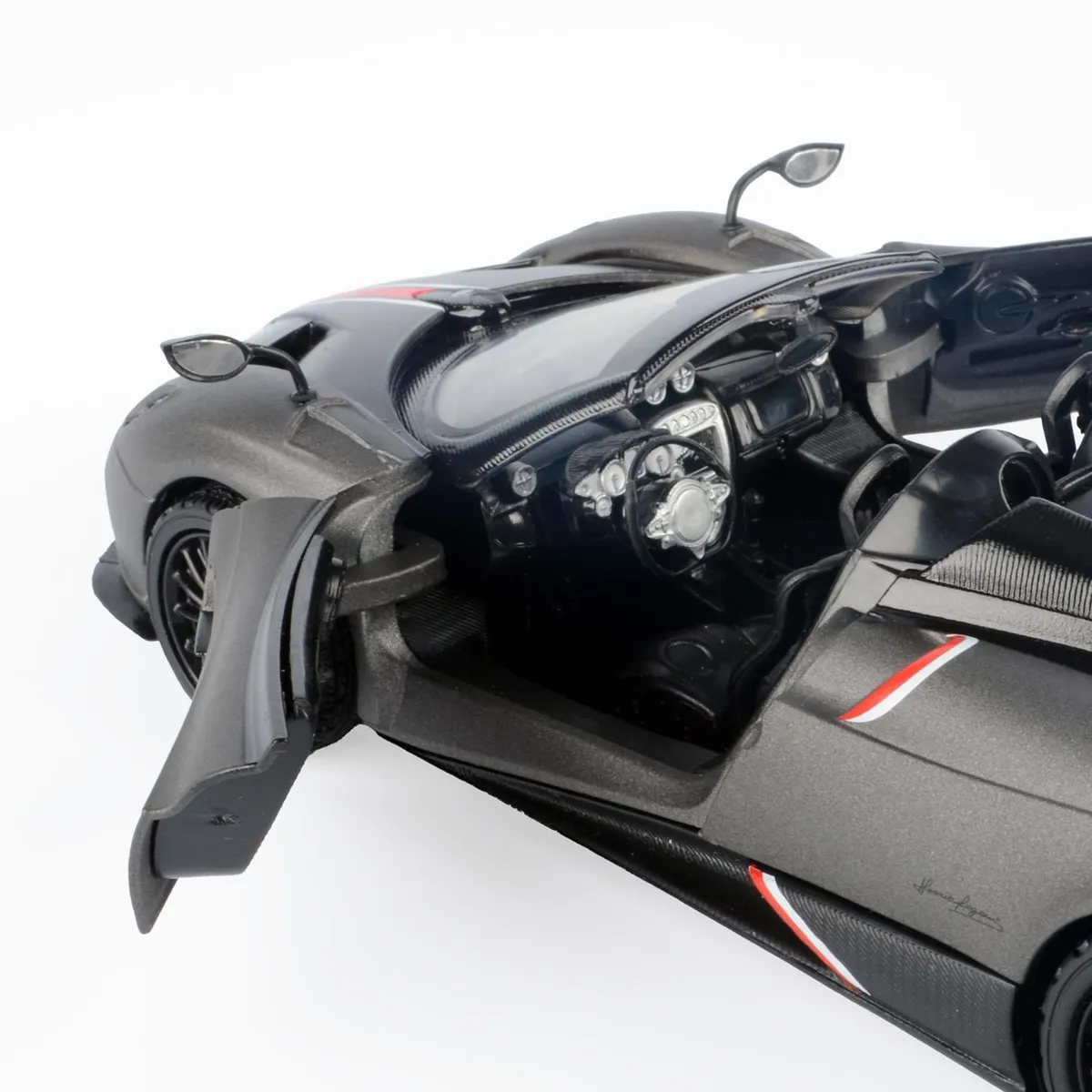 MOTORMAX - Pagani Huayra Roadster Motormax