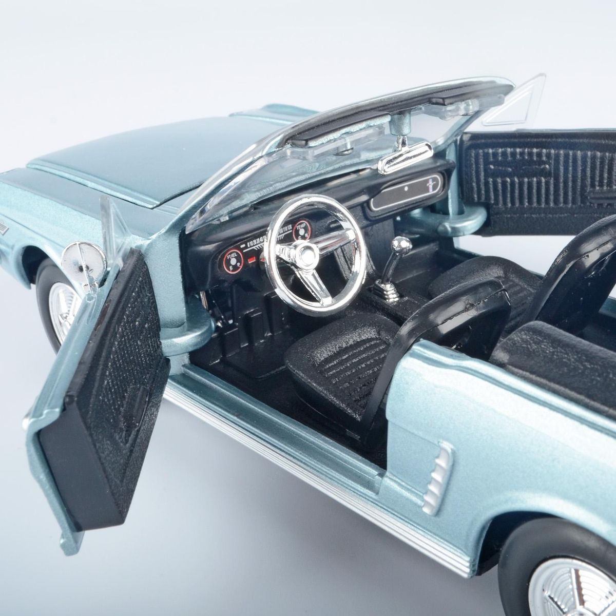 MOTORMAX - 1964 1/2 Ford Mustang (Convertible) Motormax