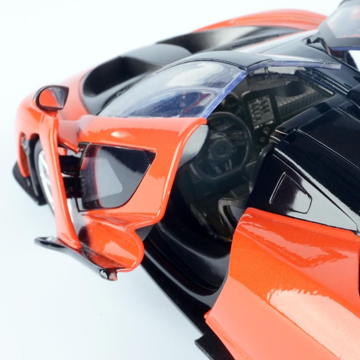 MOTORMAX - Mclaren Senna Motormax