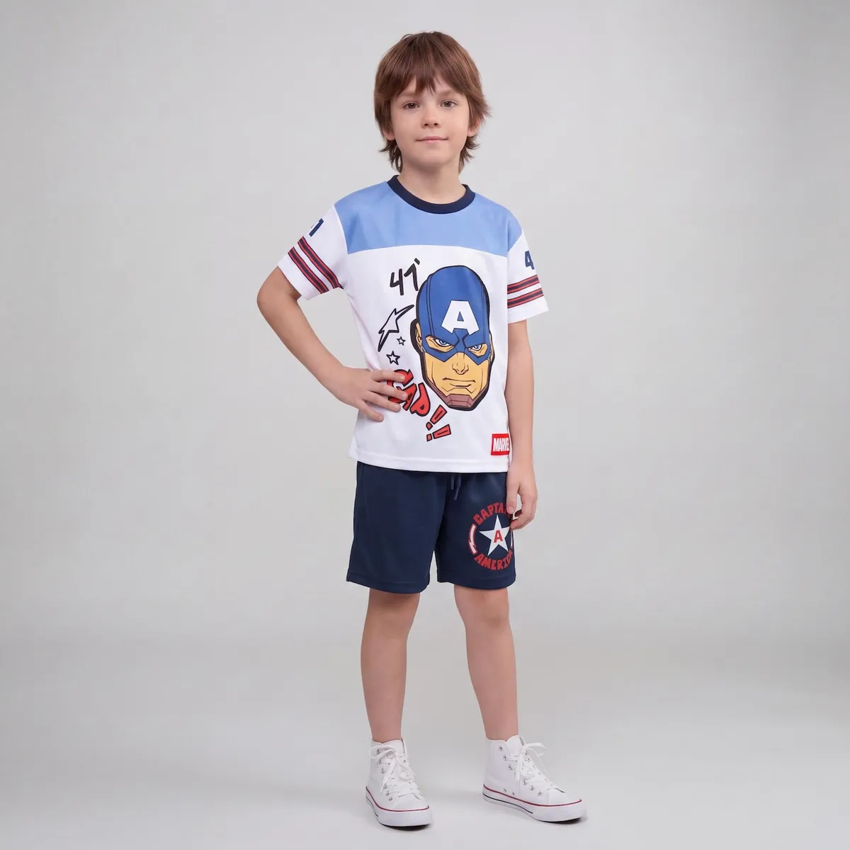 AVENGERS - Conjunto Deportivo Niño Polera Más Short Avengers