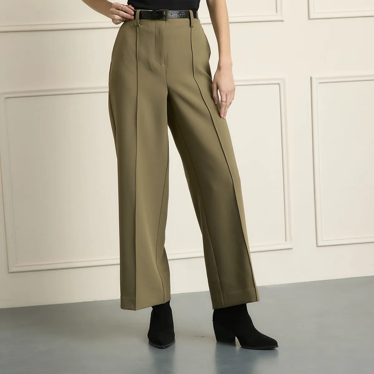 BASEMENT - Pantalón Straigth Tiro Alto Mujer Basement