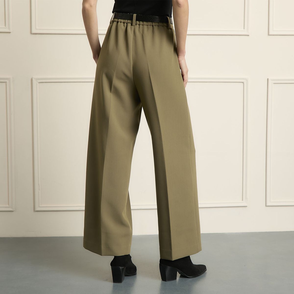 BASEMENT - Pantalón Straigth Tiro Alto Mujer Basement