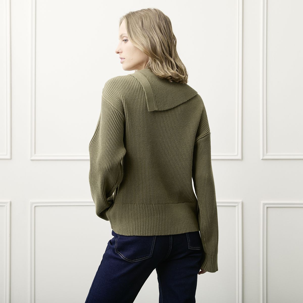 BASEMENT - Sweater Mujer Basement