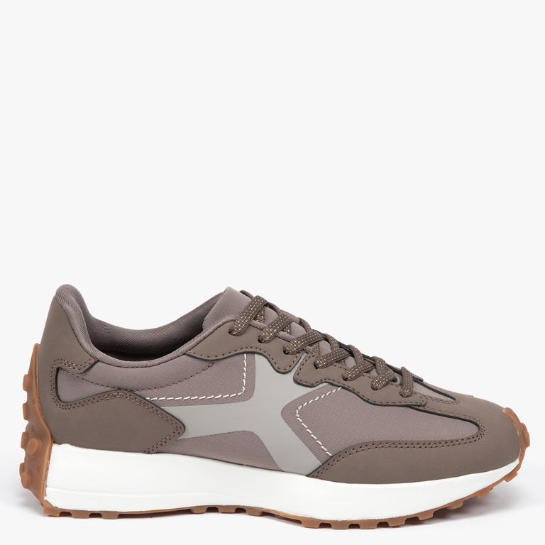 Zapatilla Urbana Mujer Café