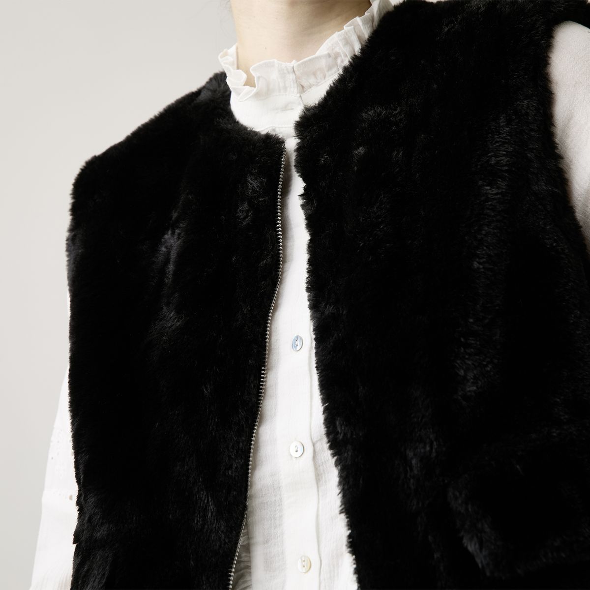 UNIVERSITY CLUB - Vest Peludo Mujer University Club