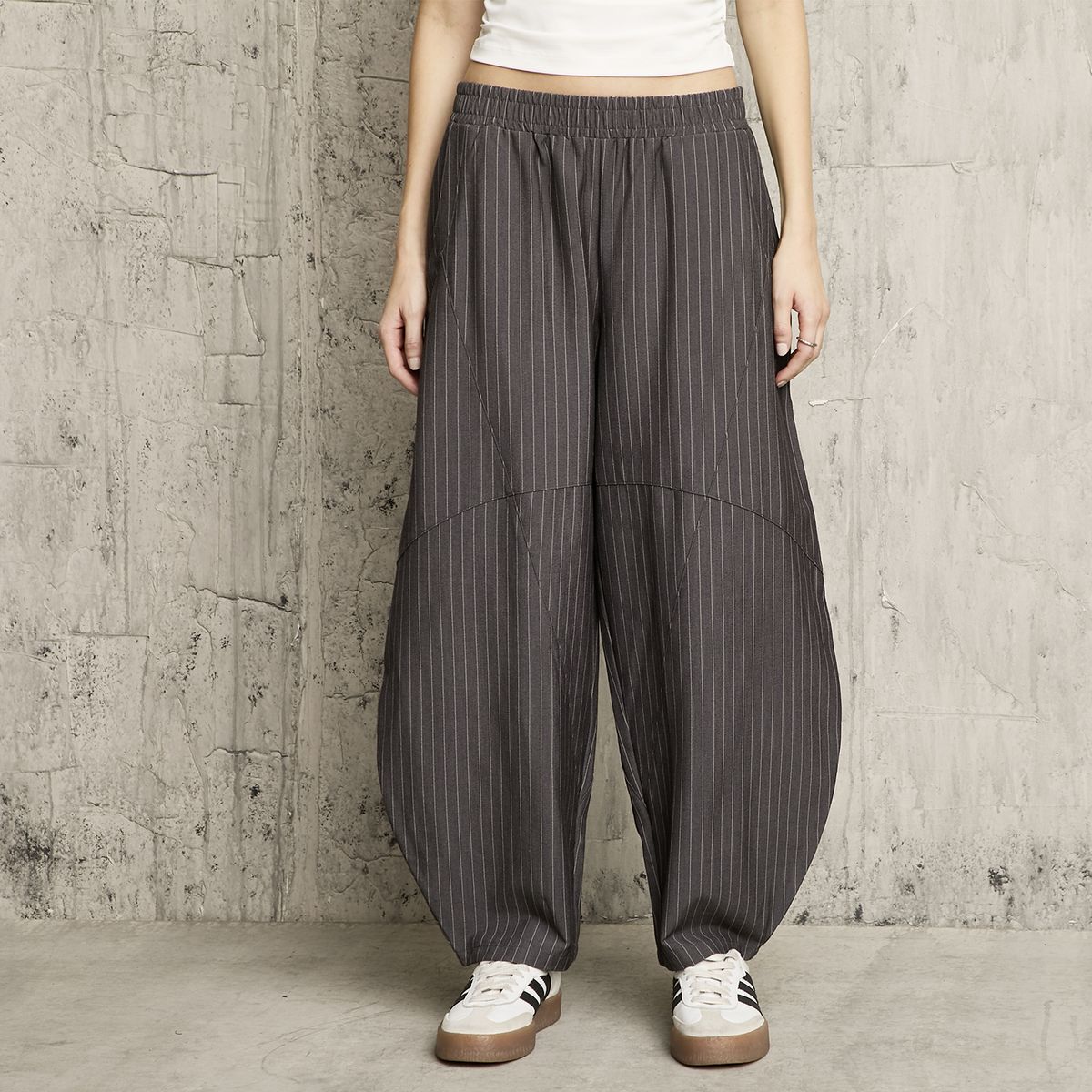 AMERICANINO - Pantalón Baggy Tiro Medio Mujer Americanino