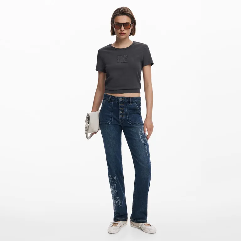Jeans Regular Tiro Medio Mujer