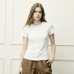 BASEMENT - Polera Manga Corta Mujer