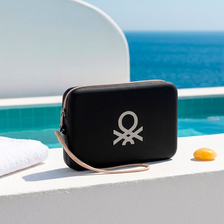 Estuche Silicona Black 18.5X12X2.5